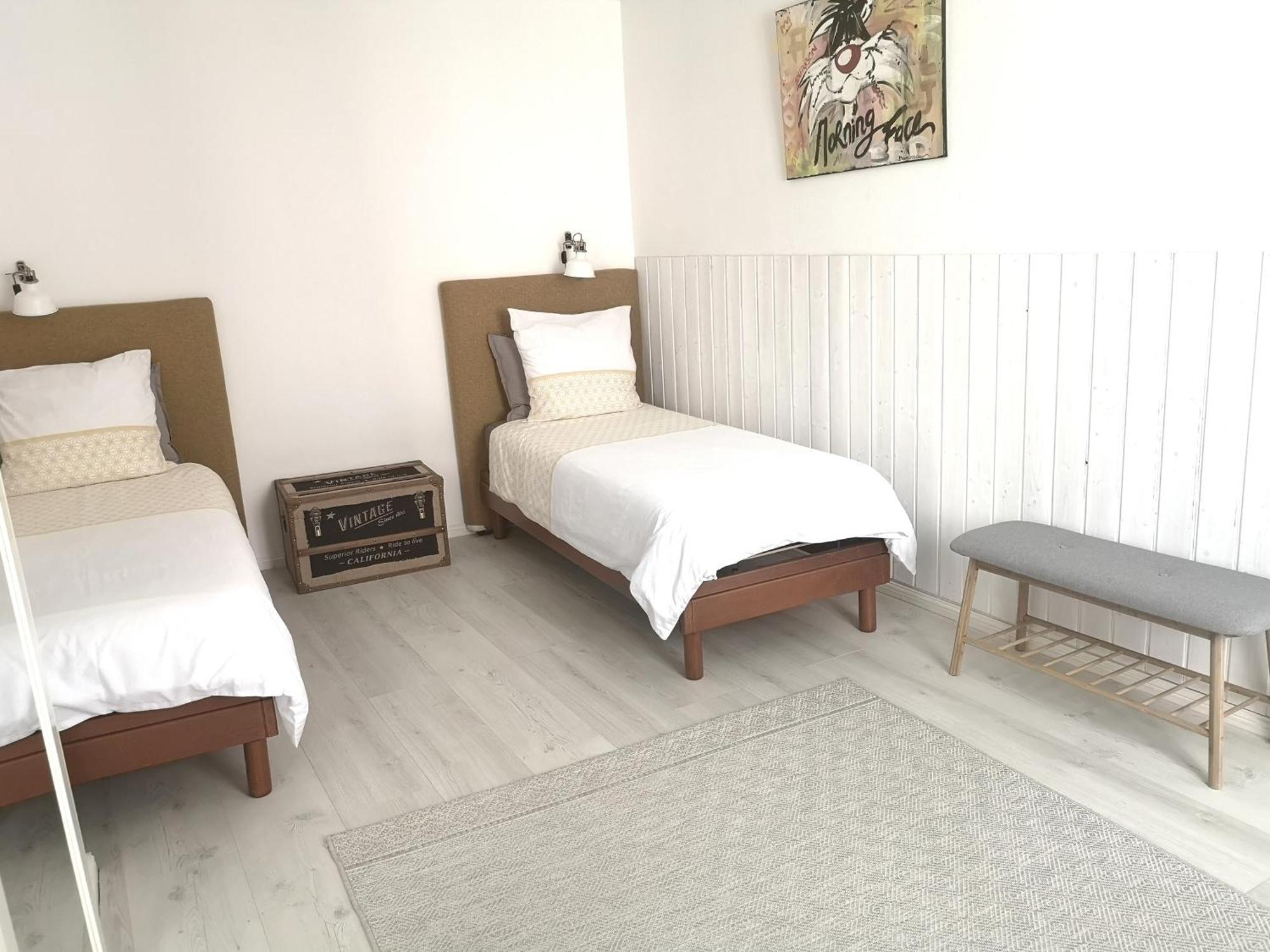 La Demeure Des Artistes - Quartier Historique Villa Saintes Ngoại thất bức ảnh