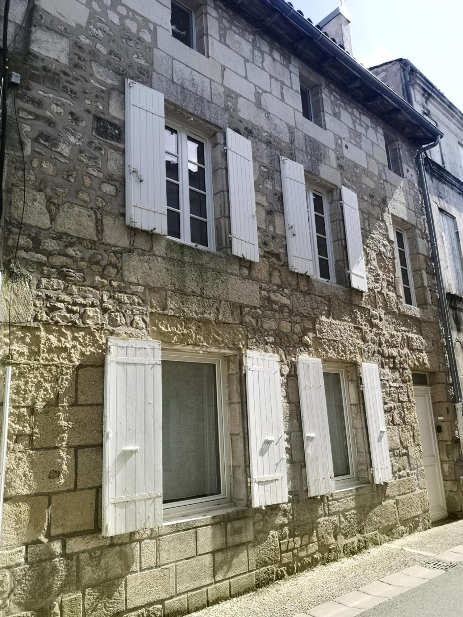 La Demeure Des Artistes - Quartier Historique Villa Saintes Ngoại thất bức ảnh